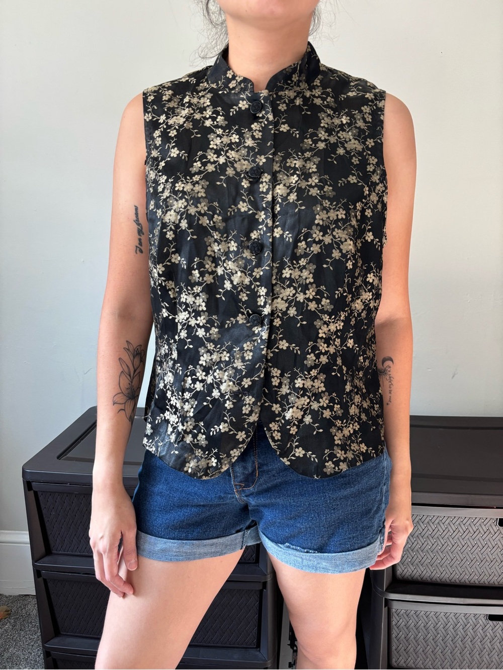 Y2K Black & Gold Floral Chinese Metallic Button Up Top Whimsygoth Vest - Medium